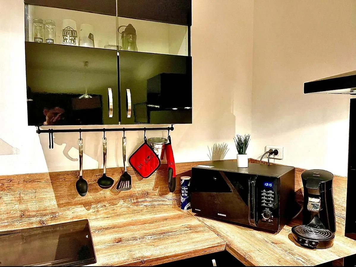 *Fontaine Moussue*Hyper Centre*T2 Standing* Apartment Salon-de-Provence 0*,  France